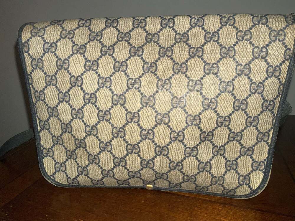 Authentic Vintage Gucci GG Supreme Crossbody Bag Navy Blue Monogram Canvas - Picture 10 of 11